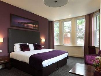 Chalfield Manor Boutique Hotel Bournemouth Exterior photo